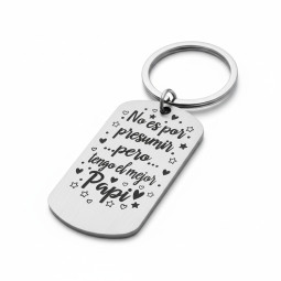 Llavero con frase no es por...